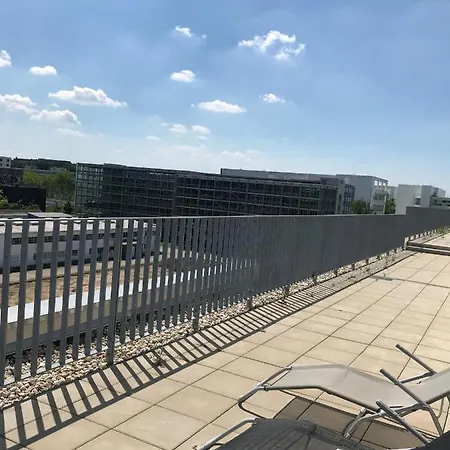 Ξενοδοχείο με διαμερίσματα Ferienwohnung Am Campus Sdi *