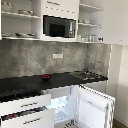 Ξενοδοχείο με διαμερίσματα Ferienwohnung Am Campus Sdi *
